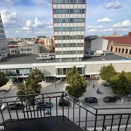 Δωμάτια σε οικογενειακή κατοικία 35m2 W Lofcie W Zabytkowej Kamienicy W Centrum Poznania